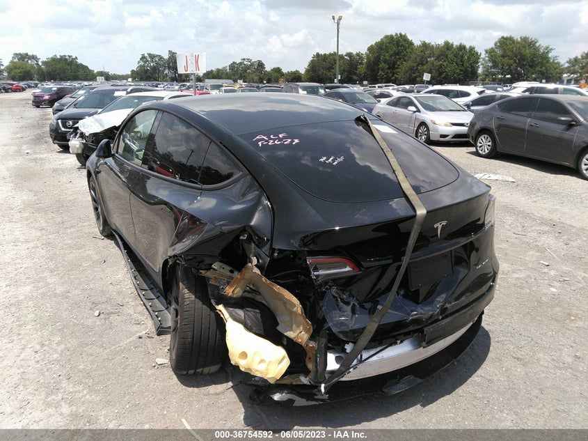 VIN 7SAYGDEE7PA044521 2023 TESLA MODEL Y LONG RANGE