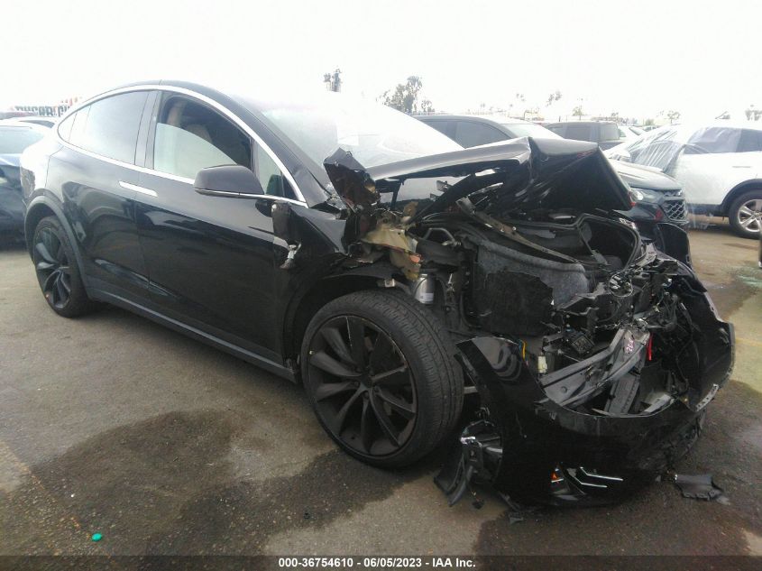 5YJXCBE29JF141843 TESLA MODEL X 75D/100D/P100D 2018