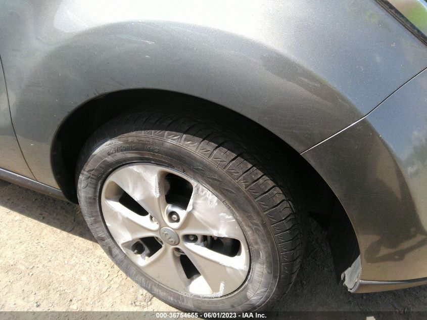 2014 KIA SOUL BASE - KNDJN2A28E7027494