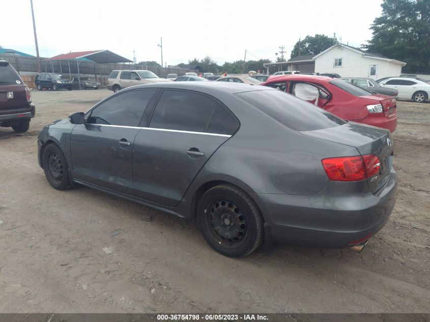 2013 VOLKSWAGEN JETTA SEDAN SE - 3VWDX7AJXDM403402