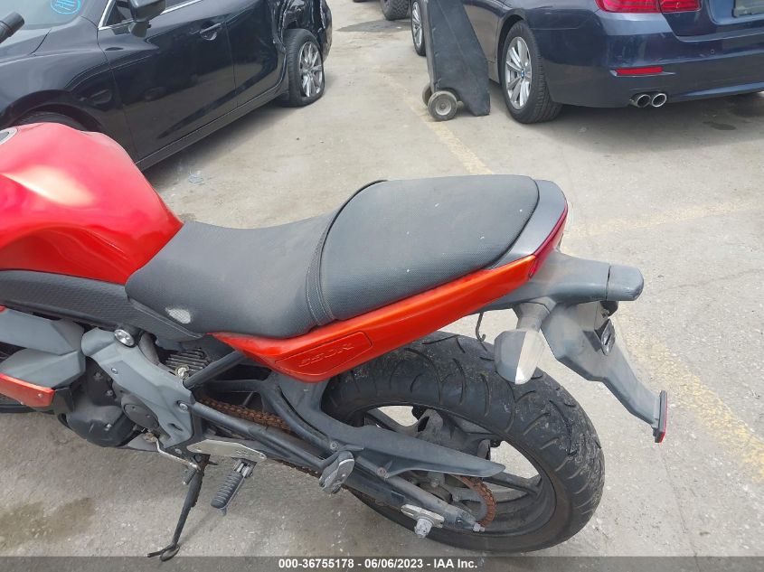 2011 KAWASAKI EX650 C - JKAEXEC12BDA69168