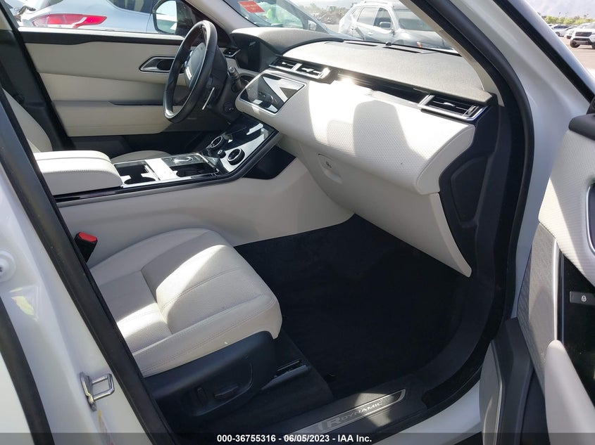 VIN SALYL2EX7KA211052 2019 LAND ROVER RANGE ROVER VELAR R-DYNAMIC SE