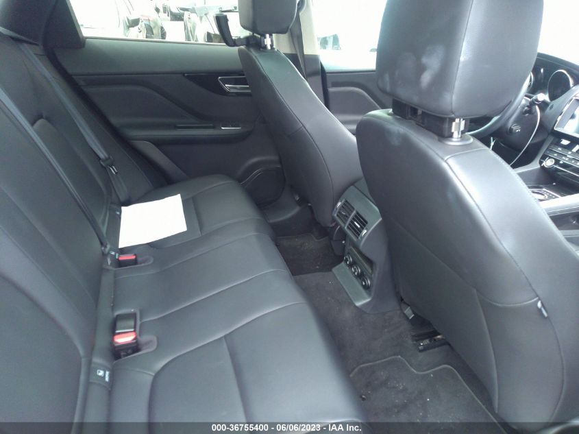 2020 JAGUAR F-PACE 25T PREMIUM - SADCJ2FX8LA635903