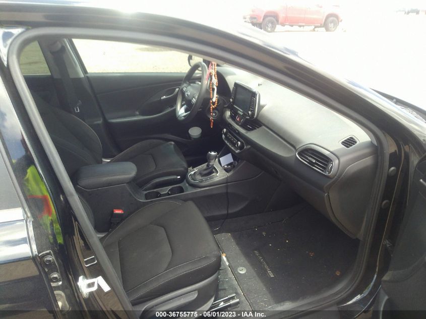 2018 HYUNDAI ELANTRA GT - KMHH35LE8JU062850