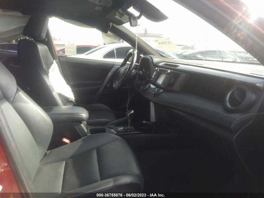 2017 TOYOTA RAV4 SE - JTMNFREV3HJ147495