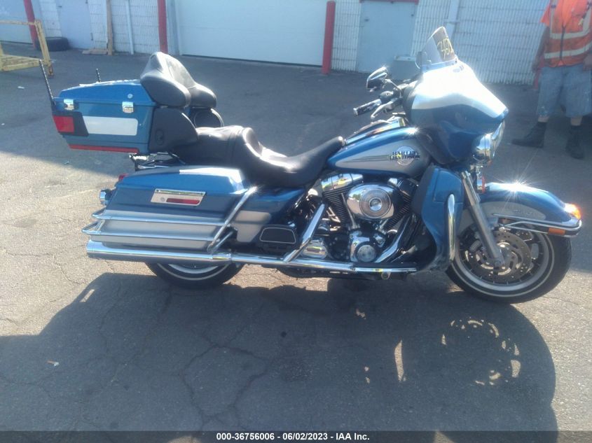 2006 HARLEY-DAVIDSON FLHTCUI - 1HD1FCW176Y611169