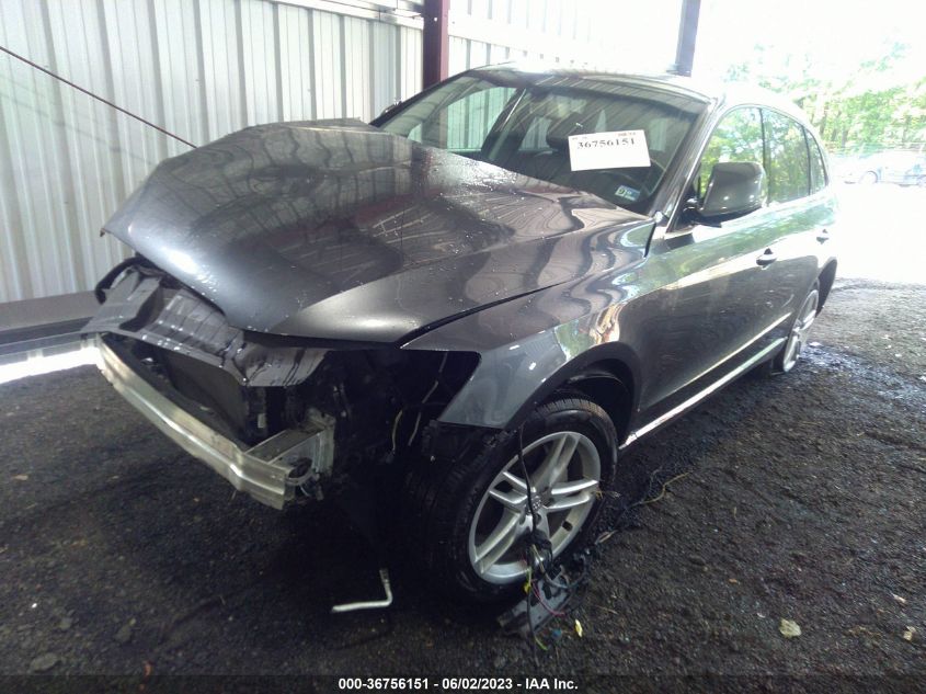 2017 AUDI Q5 PREMIUM - WA1C2AFP2HA078037