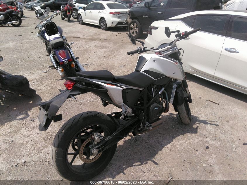 2018 KTM 690 DUKE VBKLDV400JM714552