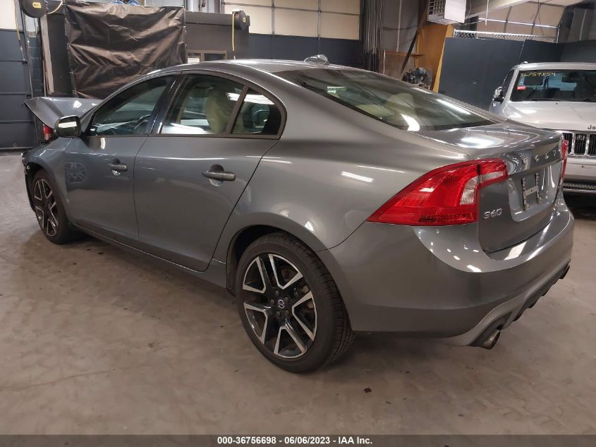 2017 VOLVO S60 DYNAMIC - YV126MFL0H2422232