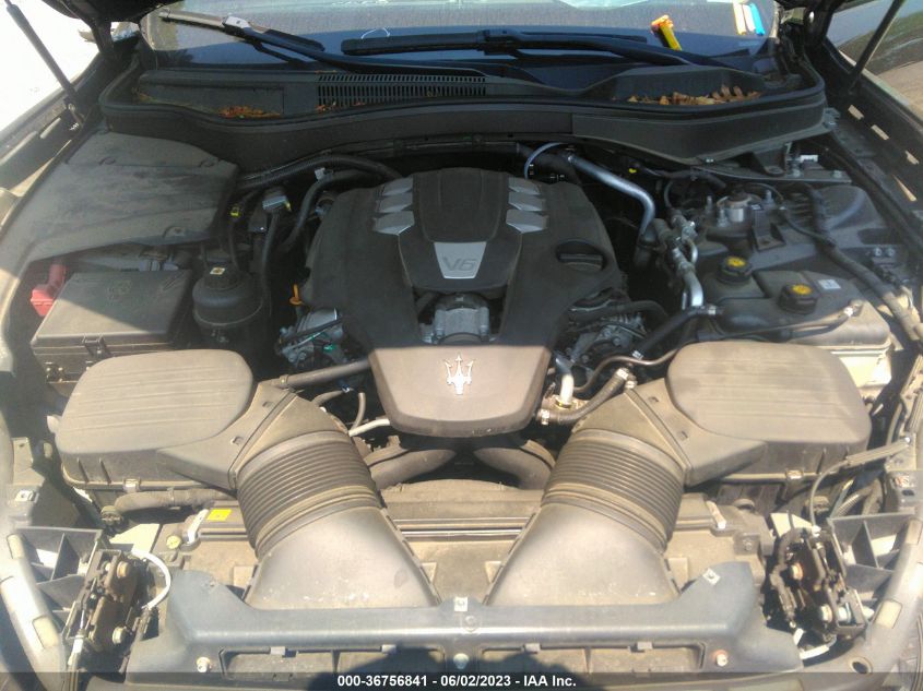 2017 MASERATI LEVANTE ZN661XUA8HX229398