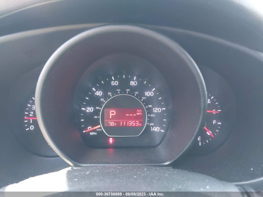 2016 KIA SOUL + - KNDJP3A54G7274010