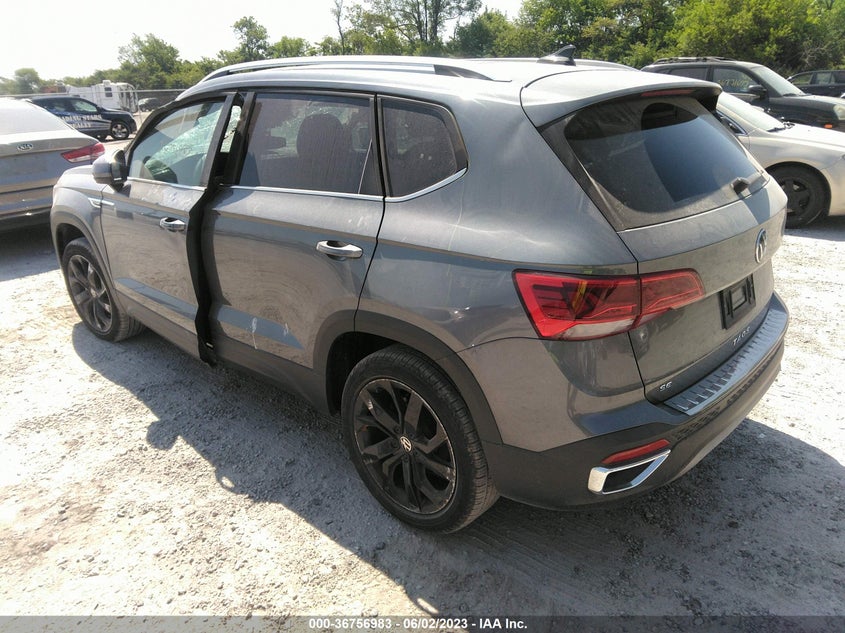 VIN 3VVLX7B22NM080472 2022 VOLKSWAGEN TAOS SE