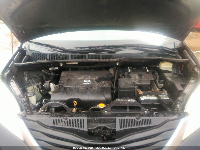 2013 TOYOTA SIENNA LE - 5TDKK3DC8DS366686