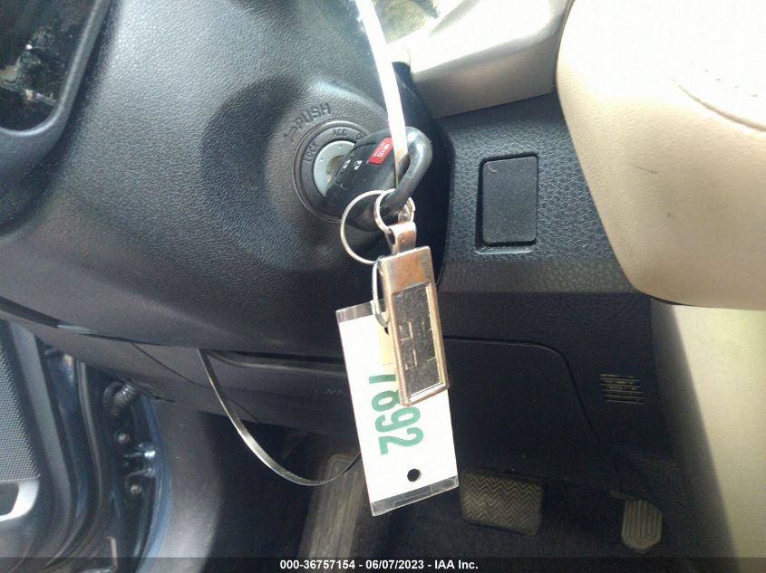 2013 TOYOTA RAV4 XLE - 2T3RFREV2DW085987