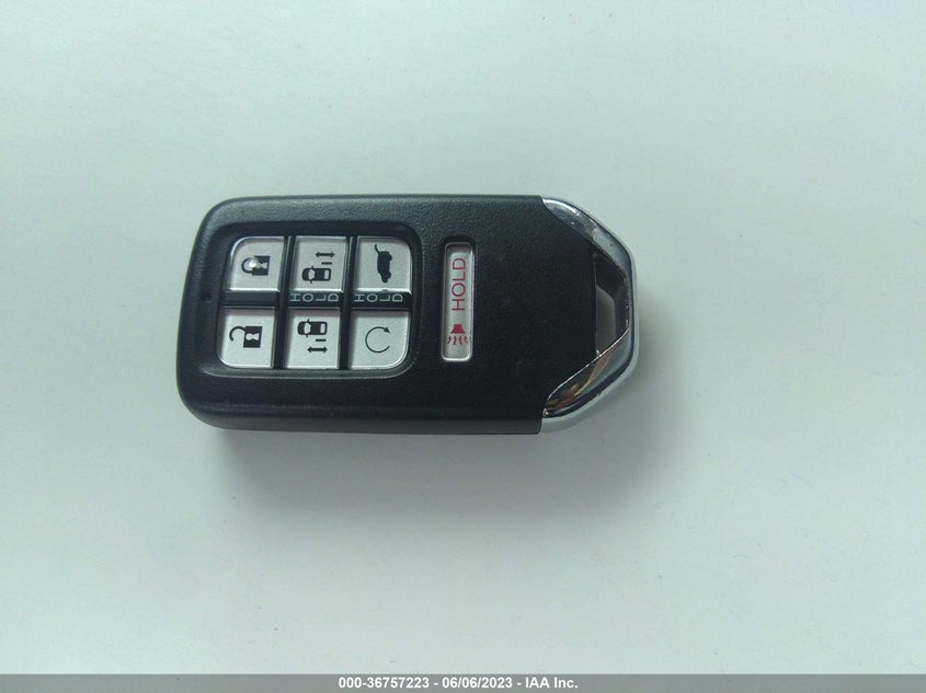VIN 5FNRL6H72JB055698 2018 HONDA ODYSSEY EXL