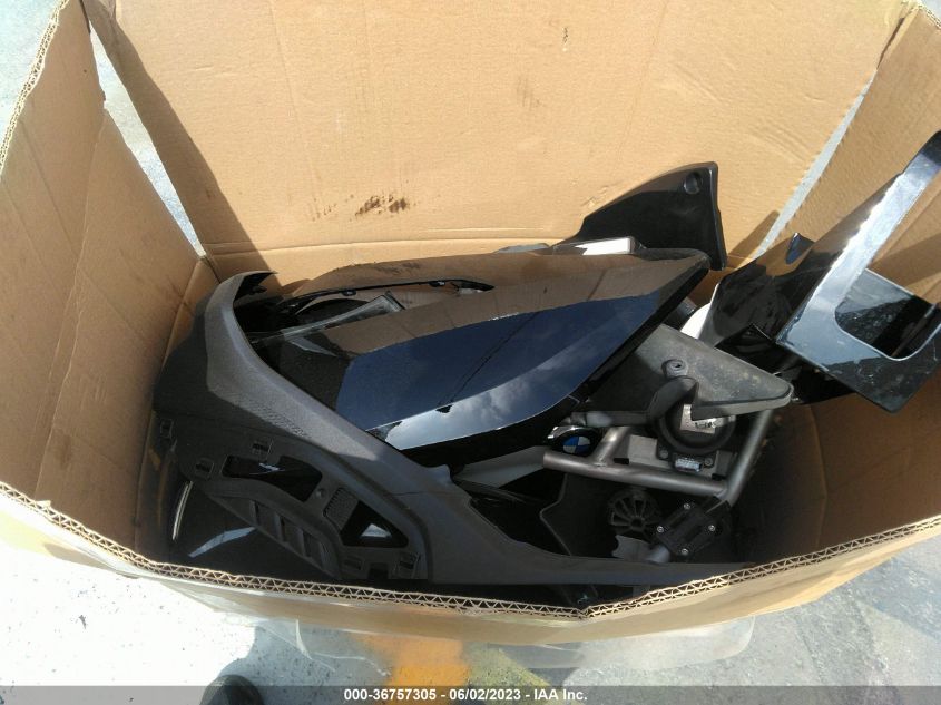 2017 BMW R1200 RT - WB10A1306HZ399967