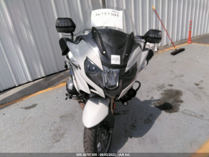 2017 BMW R1200 RT - WB10A1306HZ399967