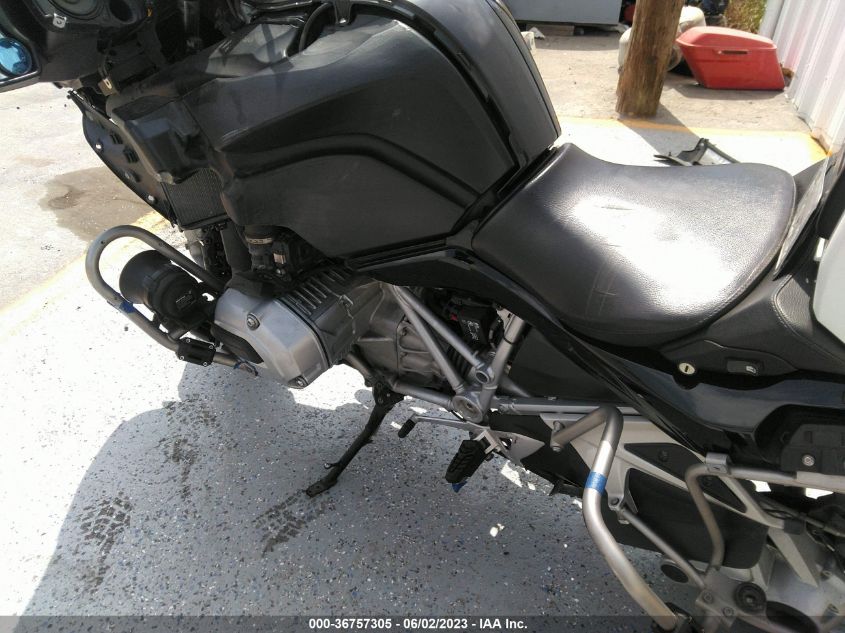 2017 BMW R1200 RT - WB10A1306HZ399967
