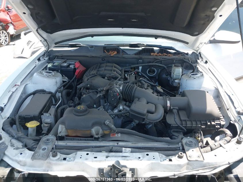 2014 FORD MUSTANG V6 - 1ZVBP8AM9E5278620