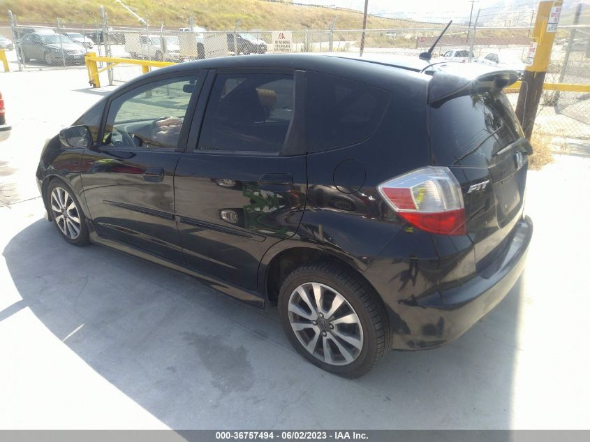 2013 HONDA FIT SPORT - JHMGE8H57DC072833