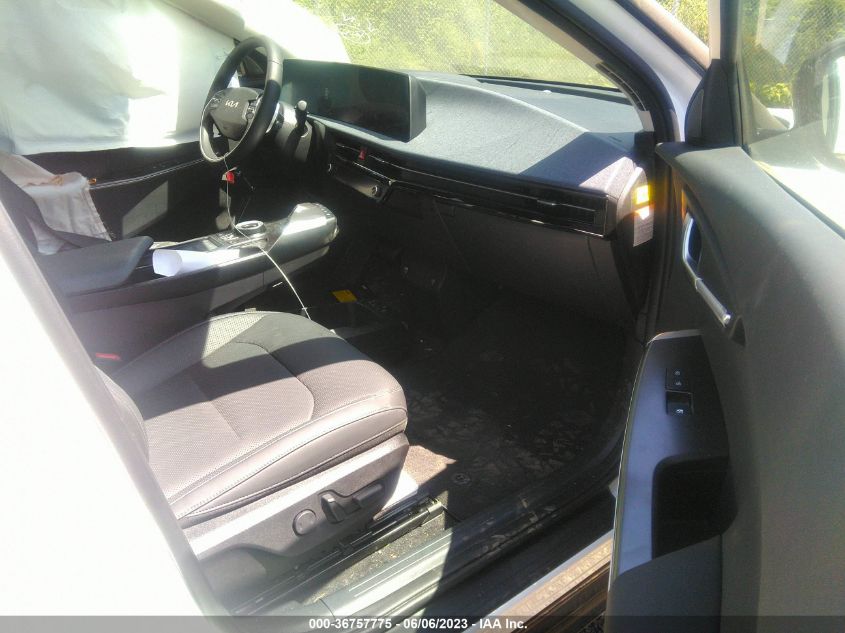 2022 KIA EV6 WIND KNDC3DLC1N5060297