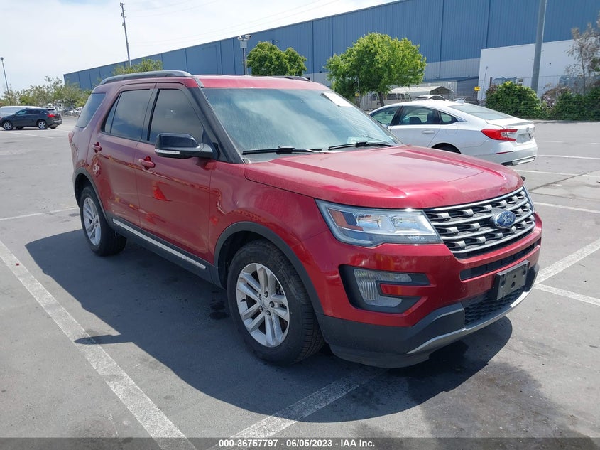 VIN 1FM5K7D85HGE13040 2017 FORD EXPLORER XLT
