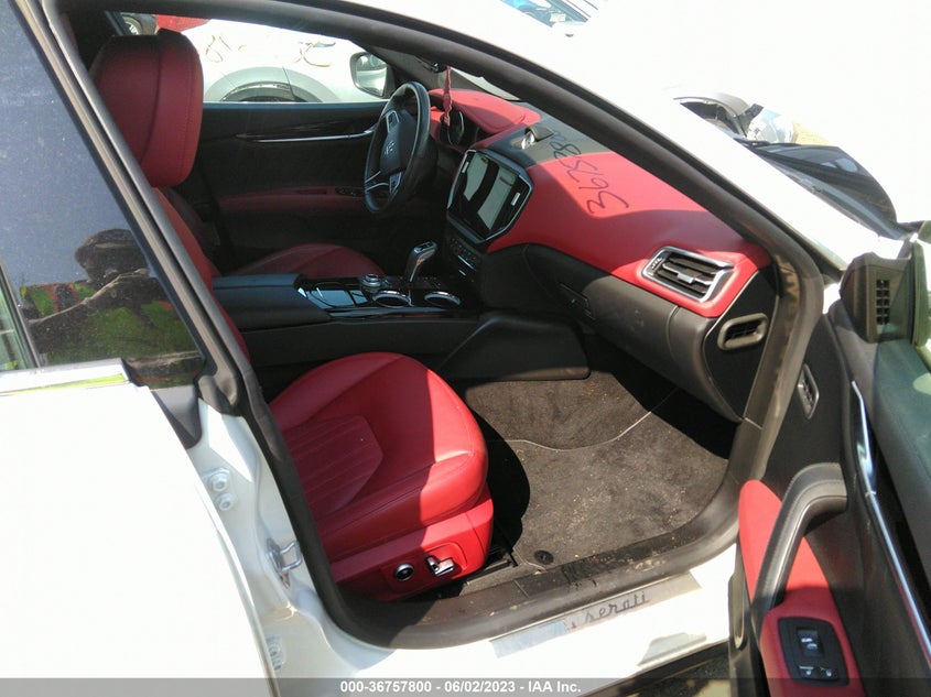 VIN ZAM57YTA6M1369137 2021 MASERATI GHIBLI S Q4