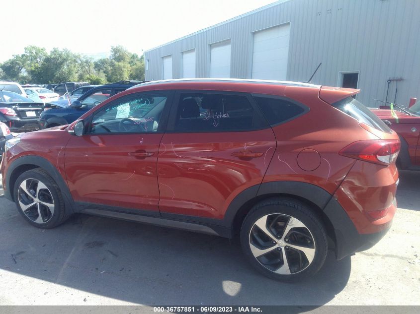 2016 HYUNDAI TUCSON LIMITED/SPORT AND ECO/SE - KM8J3CA2XGU200654