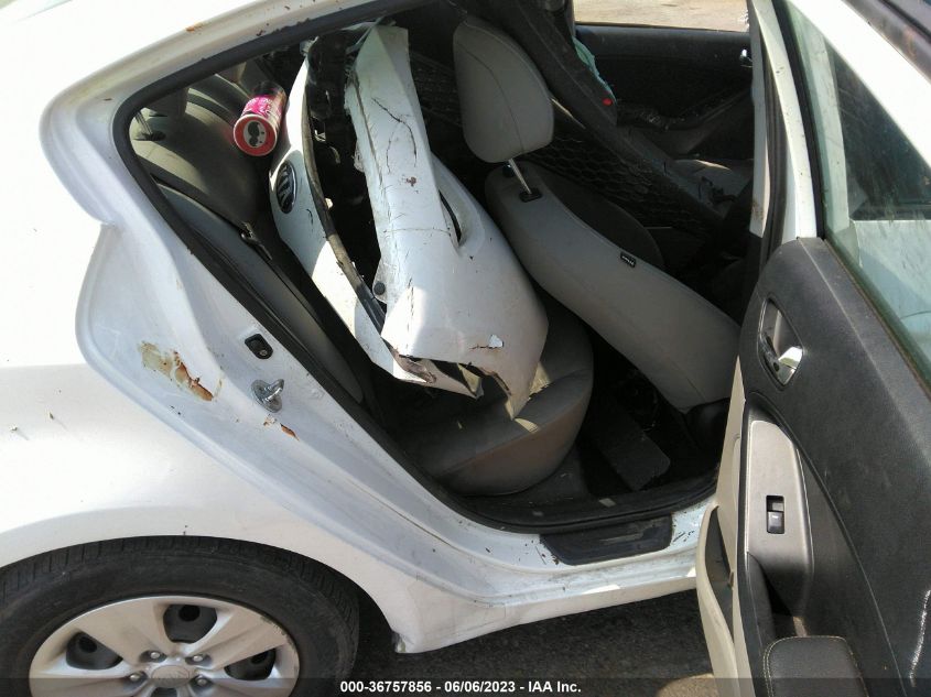 2015 KIA FORTE LX - KNAFX4A69F5260812