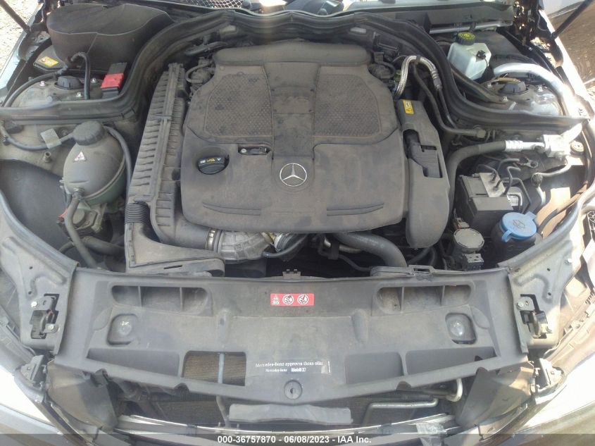 2014 MERCEDES-BENZ C-CLASS C 300 - WDDGF8AB8EA928108