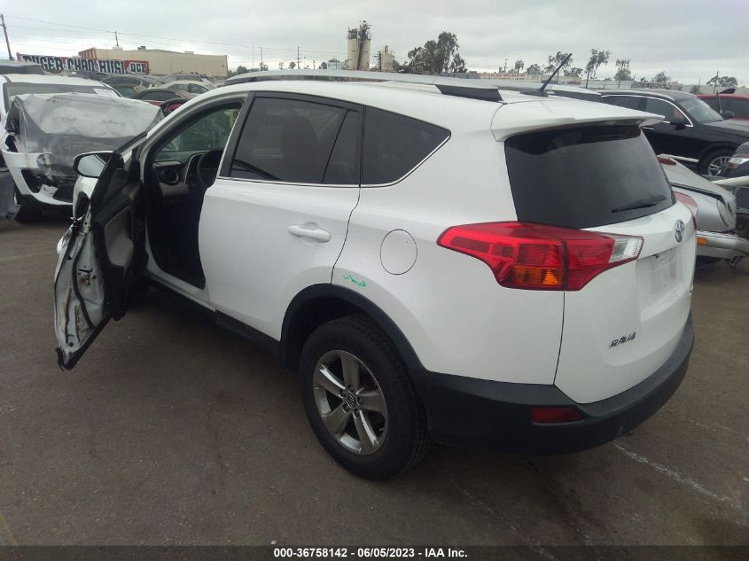 2015 TOYOTA RAV4 XLE - 2T3WFREVXFW152714