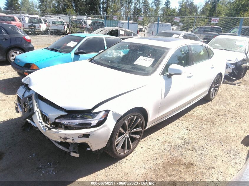 2021 VOLVO S90 MOMENTUM LVYA22MK3MP196141