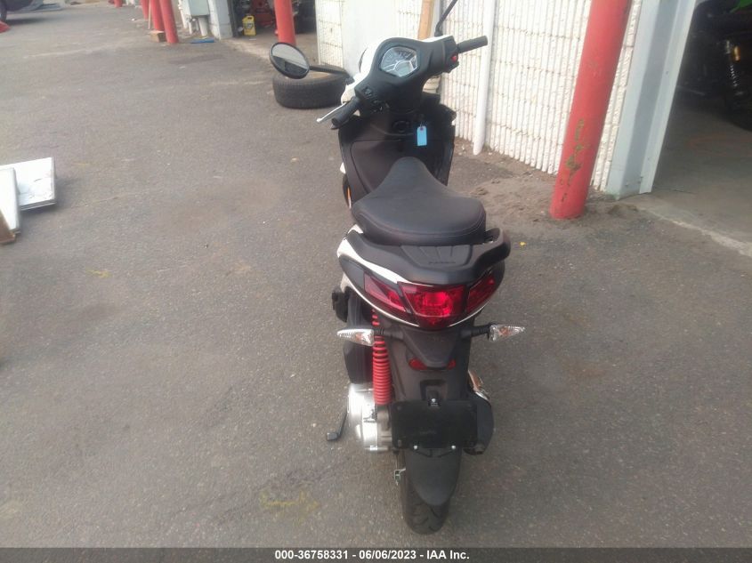 2022 PIAGGIO LIBERTY 50/50 S ZAPC546BXN7002172