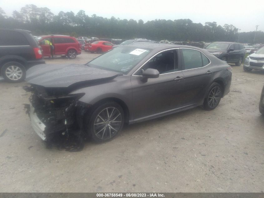2021 TOYOTA CAMRY SE - 4T1G11AK0MU585738