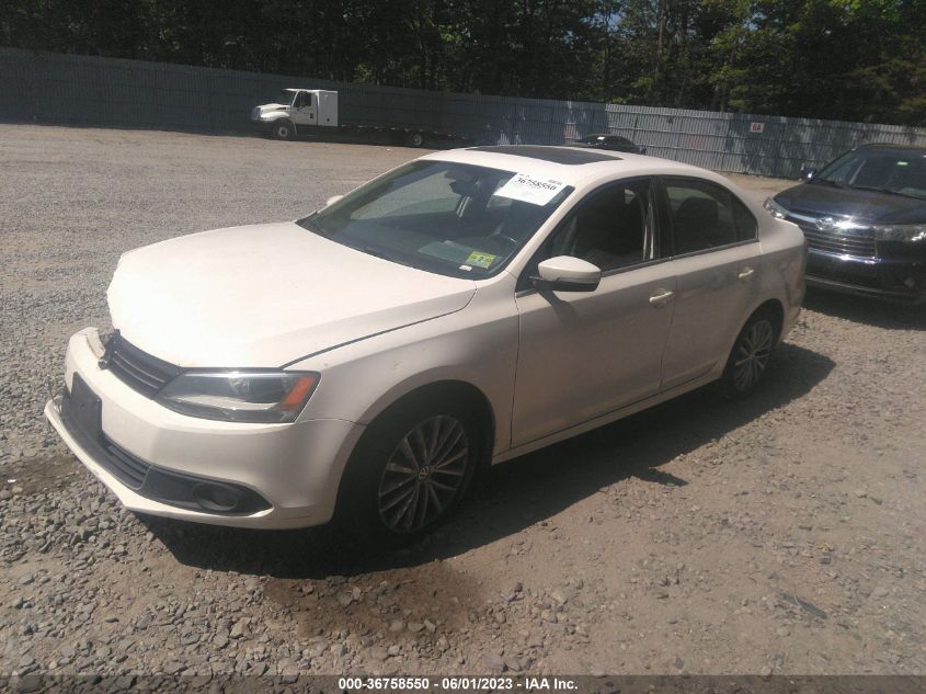 2013 VOLKSWAGEN JETTA SEDAN SEL - 3VWLP7AJXDM385463