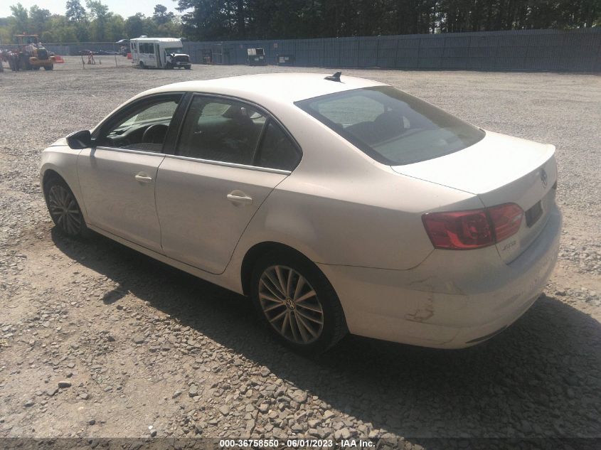 2013 VOLKSWAGEN JETTA SEDAN SEL - 3VWLP7AJXDM385463