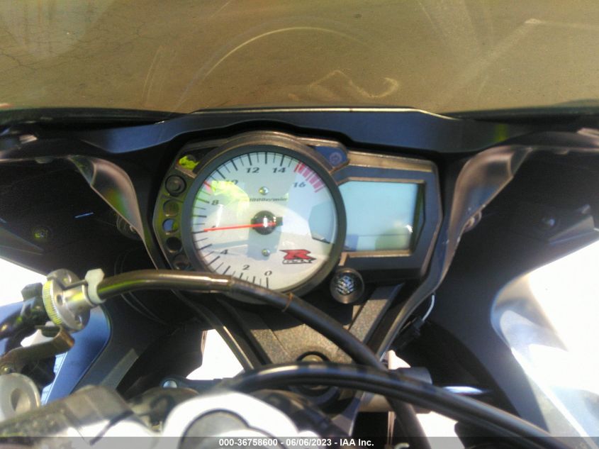 2006 SUZUKI GSX-R750 K6 - JS1GR7KA162105673