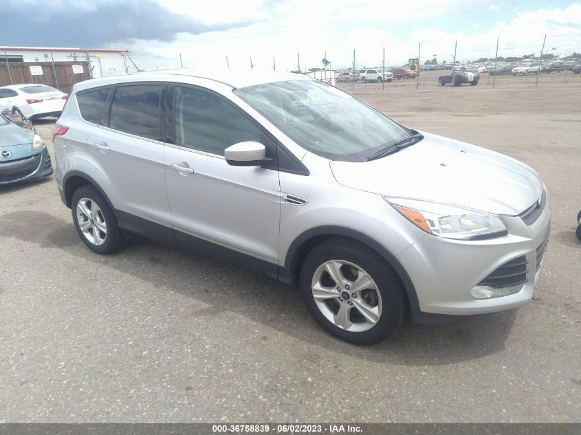 2015 FORD ESCAPE SE - 1FMCU9G97FUB64739