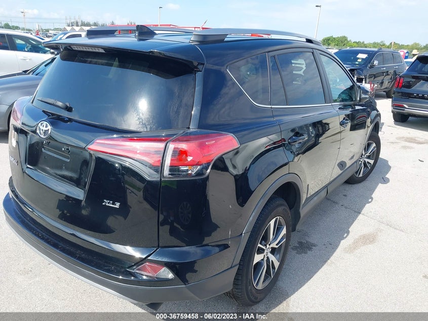 VIN 2T3WFREV2JW457522 2018 TOYOTA RAV4 XLE/ADVENTURE
