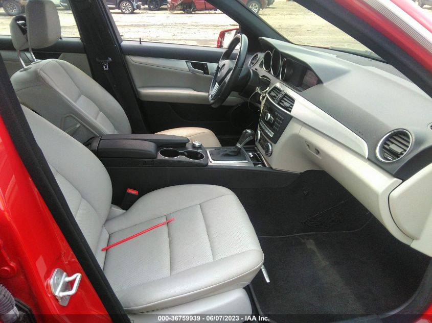 2013 MERCEDES-BENZ C-CLASS C 250 - WDDGF4HB6DR268178