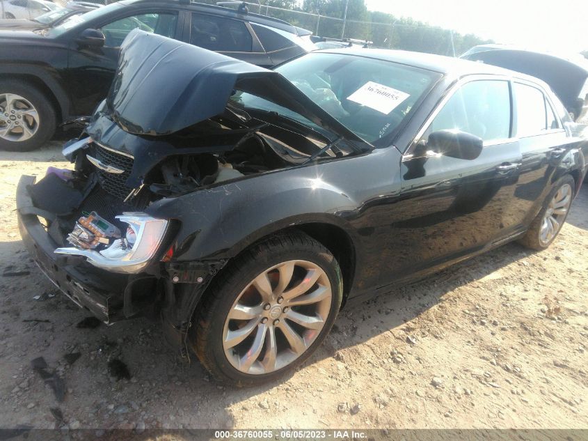 2017 CHRYSLER 300 LIMITED - 2C3CCAAG5HH584560