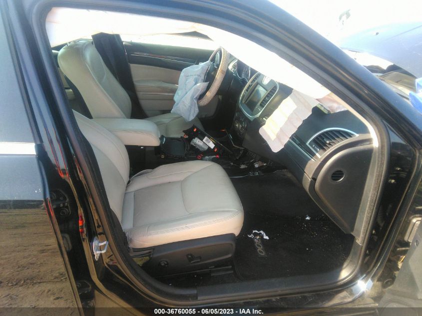 2017 CHRYSLER 300 LIMITED - 2C3CCAAG5HH584560