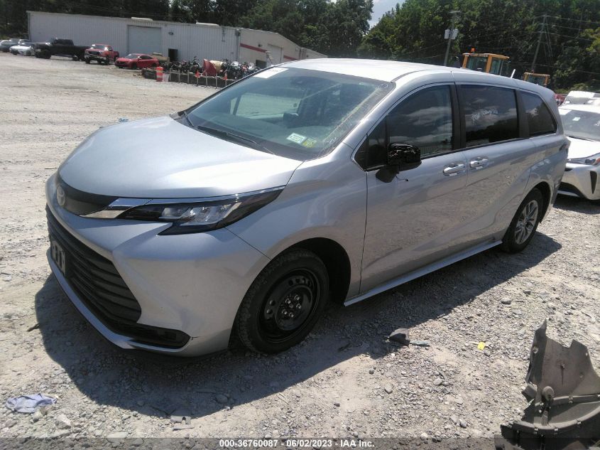 2022 TOYOTA SIENNA LE - 5TDKRKEC2NS123364