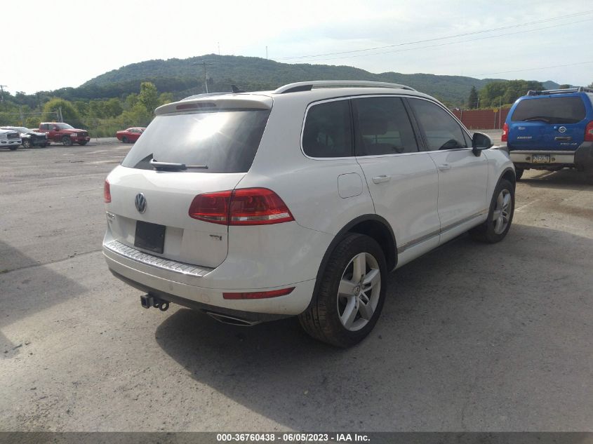 2014 VOLKSWAGEN TOUAREG V6 TDI - WVGEP9BP3ED003826