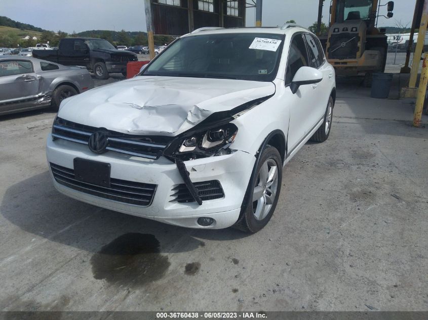 2014 VOLKSWAGEN TOUAREG V6 TDI - WVGEP9BP3ED003826