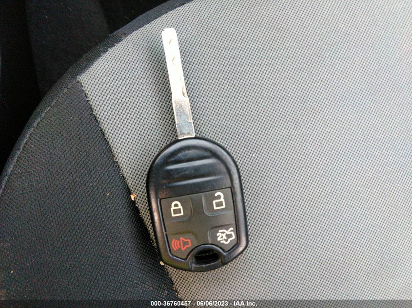 VIN 3FADP4AJ9KM115942 2019 FORD FIESTA S