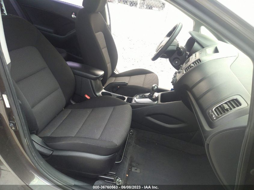 2017 KIA FORTE LX - 3KPFK4A78HE011662
