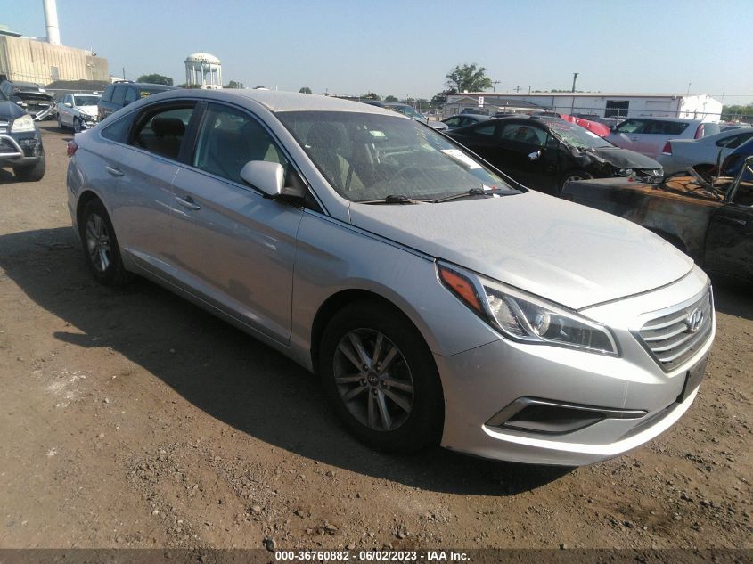 2016 HYUNDAI SONATA 2.4L SE - 5NPE24AF2GH352584