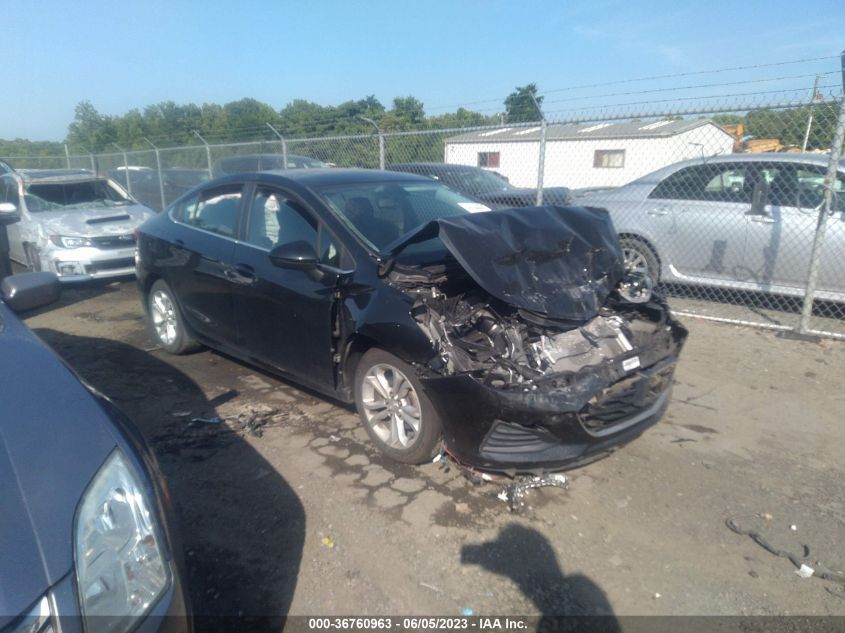 2019 CHEVROLET CRUZE LT - 1G1BE5SM3K7121096