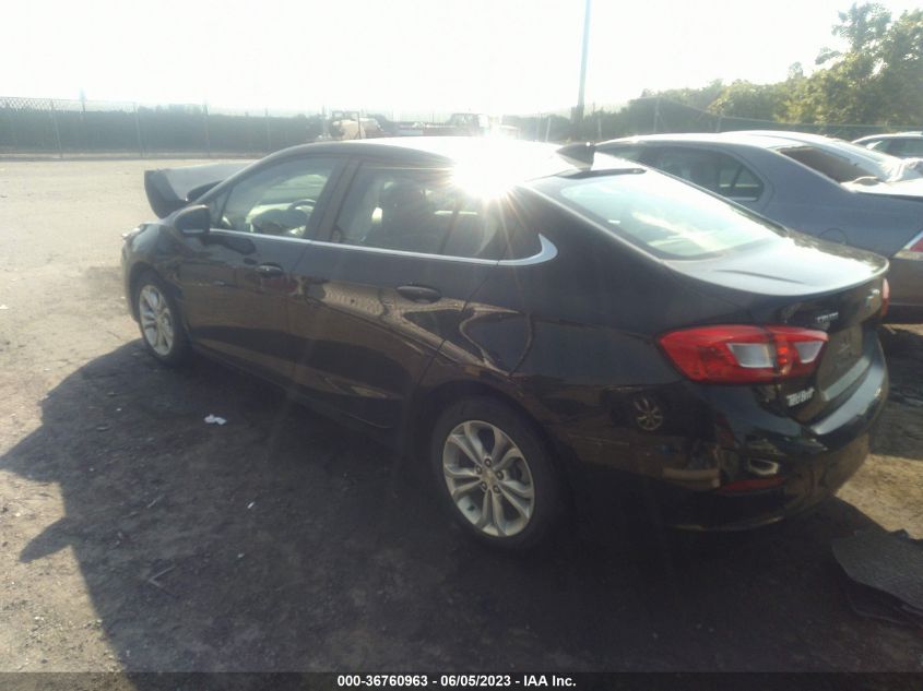 2019 CHEVROLET CRUZE LT - 1G1BE5SM3K7121096